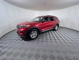 Used 2021 Ford Explorer XLT image 2