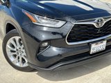 Used 2023 Toyota Highlander Limited image 2