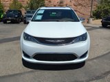Used 2019 Chrysler Pacifica Limited w/ Advanced Safetytec Group image 2
