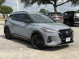 Used 2022 Nissan Kicks SR image 2