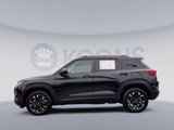 Used 2023 Chevrolet TrailBlazer LT image 2