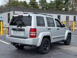 Used 2012 Jeep Liberty Arctic image 6