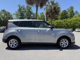 Used 2022 Kia Soul LX w/ Technology Package image 2