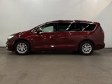 Used 2021 Chrysler Pacifica Touring-L image 3