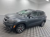 Used 2022 Kia Seltos SX w/ Sunroof Package image 4
