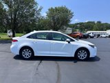Used 2021 Toyota Corolla LE image 2