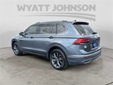 Used 2022 Volkswagen Tiguan SE image 3