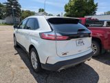Used 2020 Ford Edge Titanium image 4