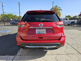 Used 2017 Nissan Rogue SV image 4