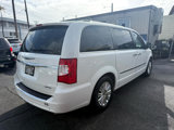 Used 2012 Chrysler Town & Country Limited w/ Luxury Group image 5