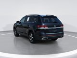 Certified 2021 Volkswagen Atlas SE image 5