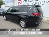 Used 2023 Chrysler Pacifica Touring-L image 6