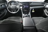 New 2025 Jeep Grand Cherokee Laredo X image 3