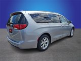 Used 2020 Chrysler Pacifica Limited image 5