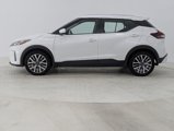 Used 2022 Nissan Kicks SV image 2