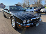Used 1999 Jaguar XJ8 image 4