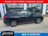 Used 2017 Nissan Pathfinder SV image 4