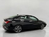 New 2025 Hyundai Elantra SEL image 2