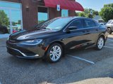 Used 2017 Chrysler 200 Limited Platinum w/ Comfort & Convenience Group image 2