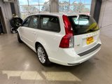 Used 2010 Volvo V50 2.4i image 3