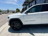 Used 2024 Jeep Grand Cherokee Altitude image 2