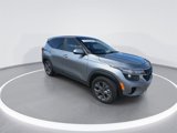 Certified 2024 Kia Seltos LX image 2