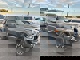 Used 2017 Toyota Tacoma TRD Off-Road image 2