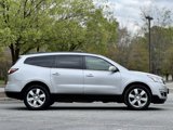 Used 2017 Chevrolet Traverse LT w/ Style and Technology Package image 4