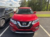 Used 2017 Nissan Rogue S image 2