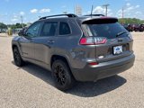 Used 2023 Jeep Cherokee Altitude Lux image 3