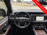Used 2023 GMC Yukon Denali Ultimate image 3