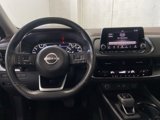 Used 2023 Nissan Rogue SV image 5