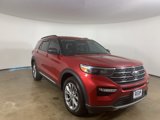 Used 2022 Ford Explorer XLT w/ Equipment Group 202A image 4
