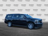 Used 2019 Chevrolet Suburban LT image 2