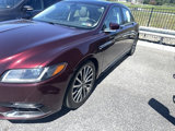 Used 2017 Lincoln Continental Select image 3
