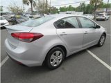 Used 2017 Kia Forte LX image 5