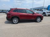 Used 2021 Jeep Cherokee Latitude image 2