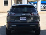 Used 2019 Jeep Cherokee Limited image 5