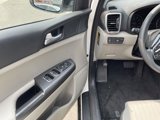 Used 2022 Kia Sportage LX image 2