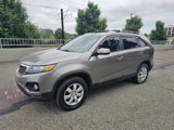 Used 2011 Kia Sorento LX w/ Convenience Pkg image 2