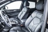 Certified 2024 Porsche Macan image 5