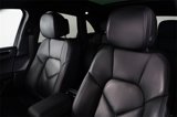 Used 2023 Porsche Macan S image 3