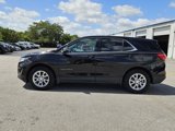 Used 2018 Chevrolet Equinox LT image 2