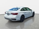 Certified 2024 Volkswagen Jetta SE w/ Panoramic Sunroof Package image 3