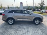Used 2017 Kia Sorento LX w/ LX Convenience Package image 3