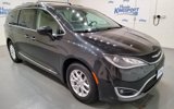 Used 2020 Chrysler Pacifica Touring-L image 2