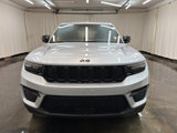 New 2025 Jeep Grand Cherokee Laredo image 3