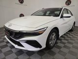 New 2025 Hyundai Elantra SE image 2