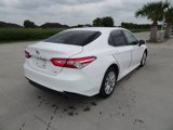 Used 2018 Toyota Camry LE image 4