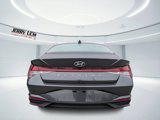 Used 2022 Hyundai Elantra SEL w/ Cargo Package image 4